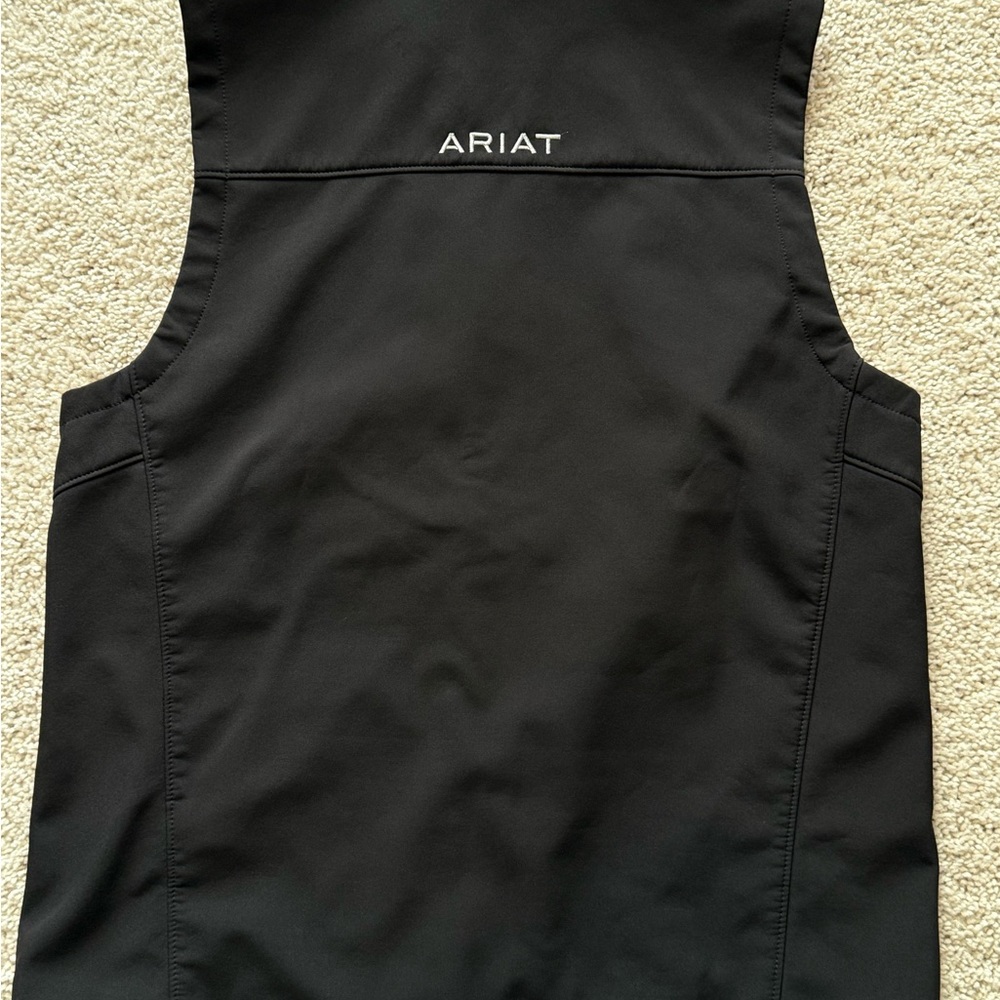 Black Ariat Vest - Picture 2 of 3